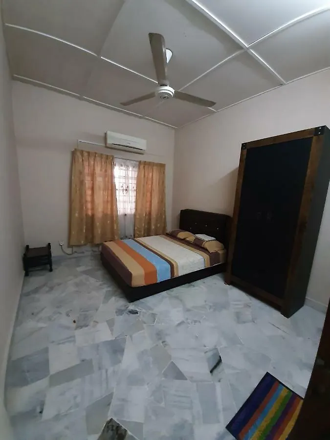 Ara Homestay @ Taman Sri Pulai Johor Bahru Feriehus